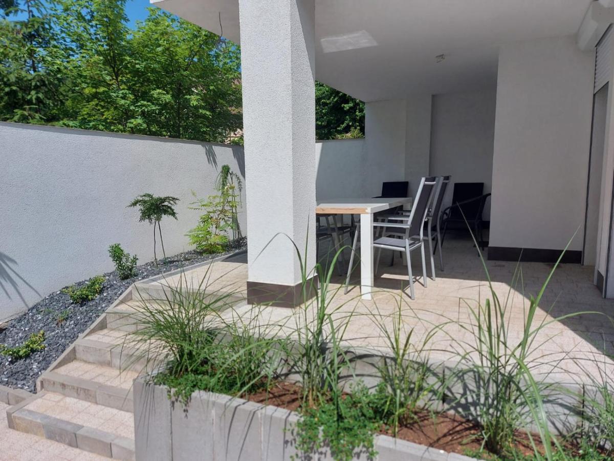Apartament Z Duzym Tarasem Apartment Swinoujscie Exterior photo